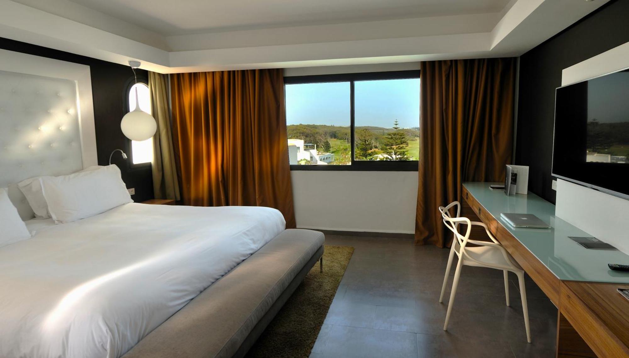 Pullman Mazagan Royal Golf & Spa El Jadida Kültér fotó A room at the hotel