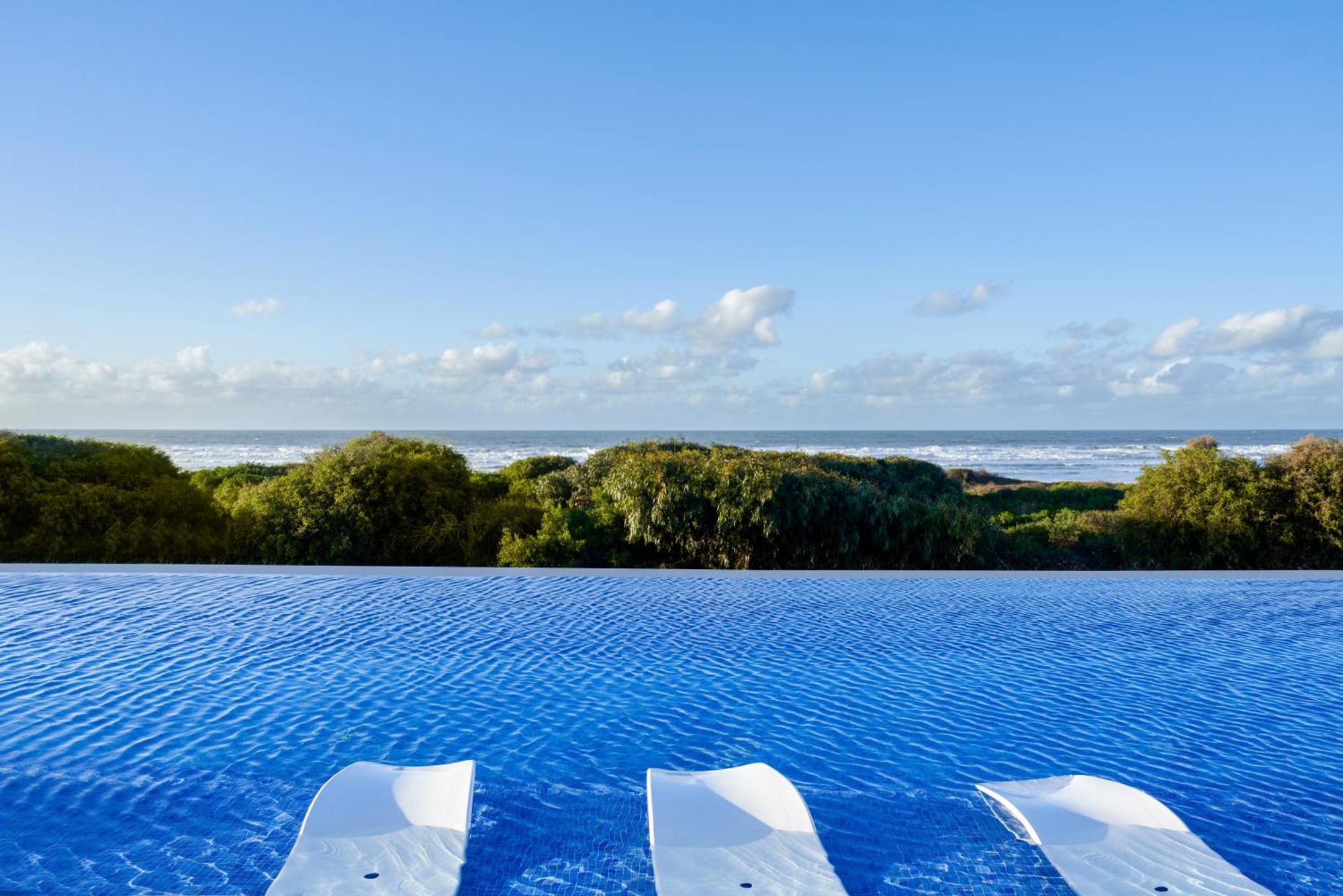 Pullman Mazagan Royal Golf & Spa El Jadida Kültér fotó View of the Atlantic Ocean from the pool at the Iberostar Grand Hotel Bahia, in 2019