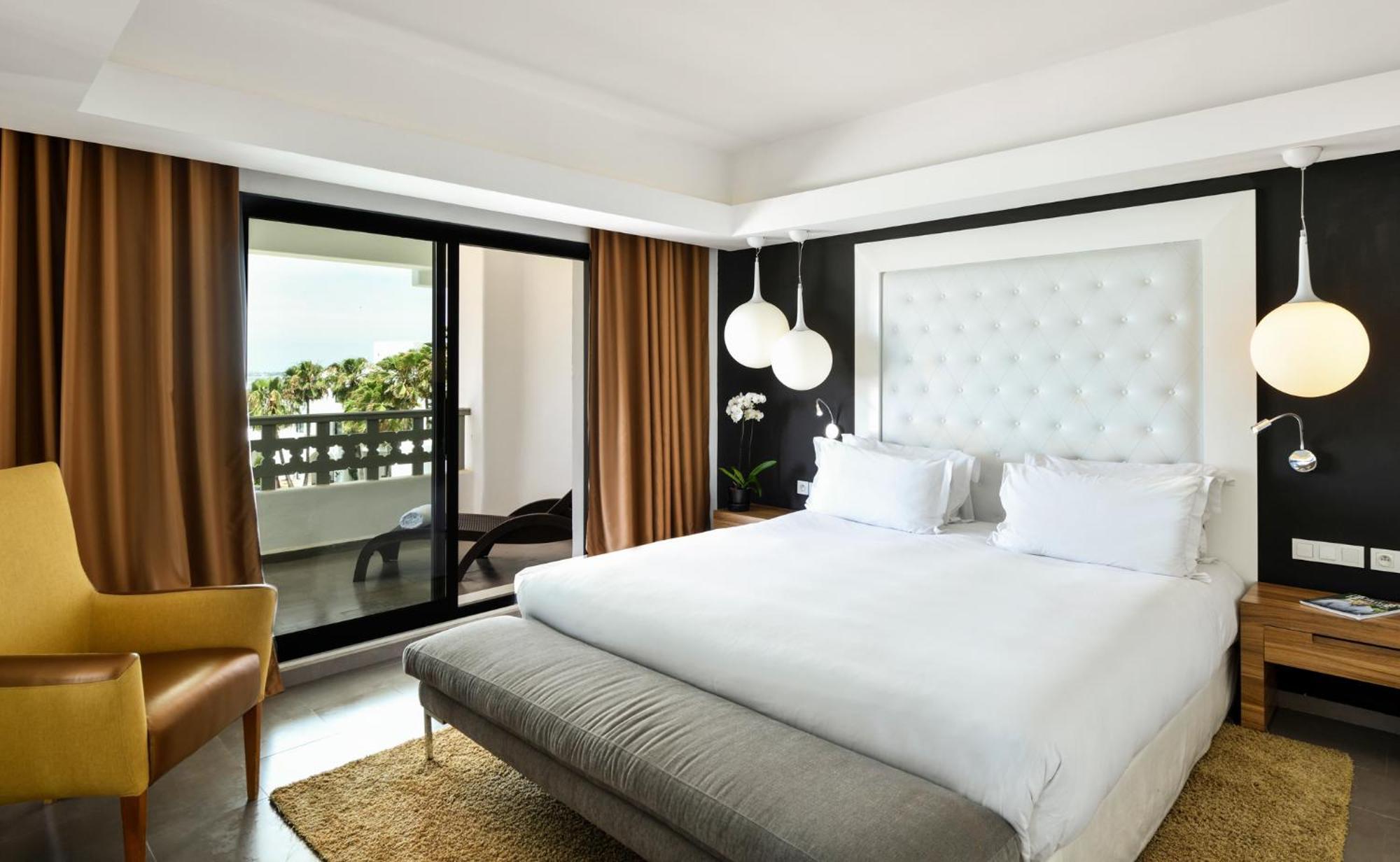 Pullman Mazagan Royal Golf & Spa El Jadida Kültér fotó A bedroom at the hotel